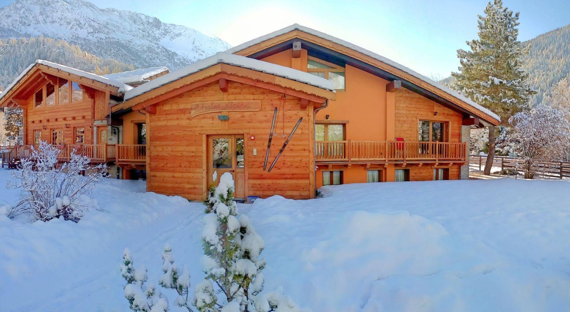 Chalet Alpina Hotel & Apartments La Thuile Bagian luar foto
